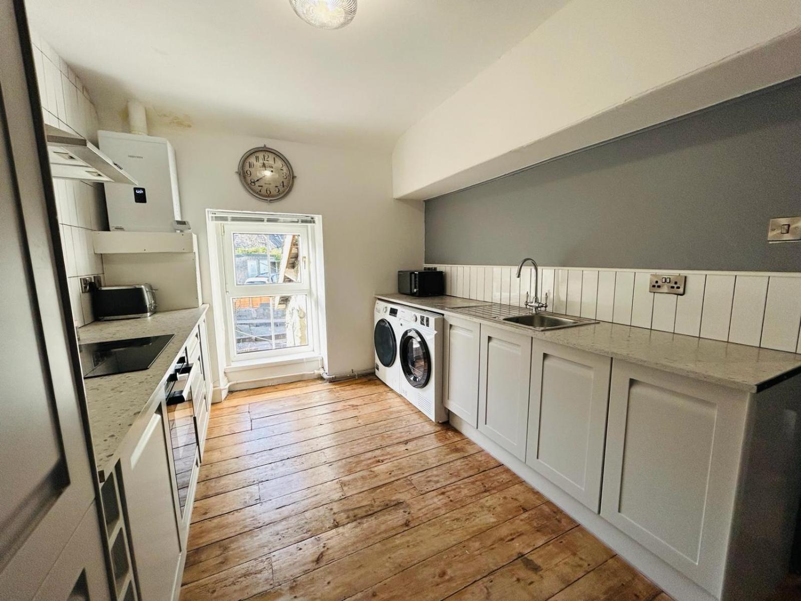 Dolgellau Grand Heights Apt 外观 照片